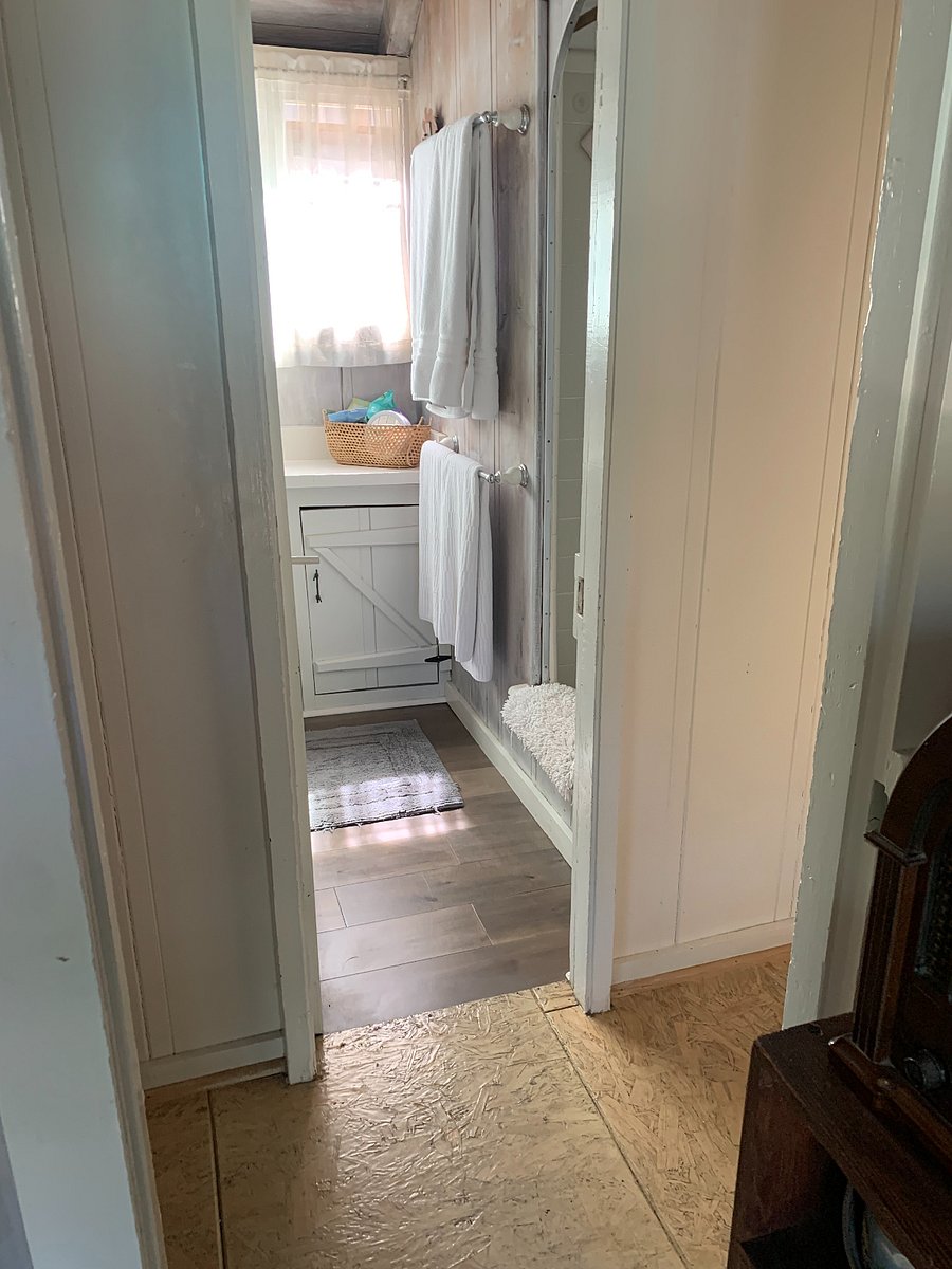 Furnished Finder property 592250_1 photo 20