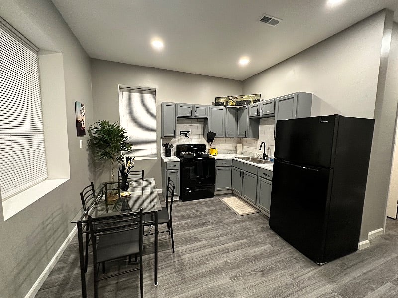 Furnished Finder property 592258_1 photo 15