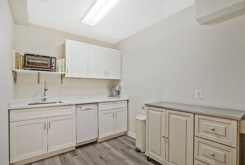 Furnished Finder property 592271_1 photo 12