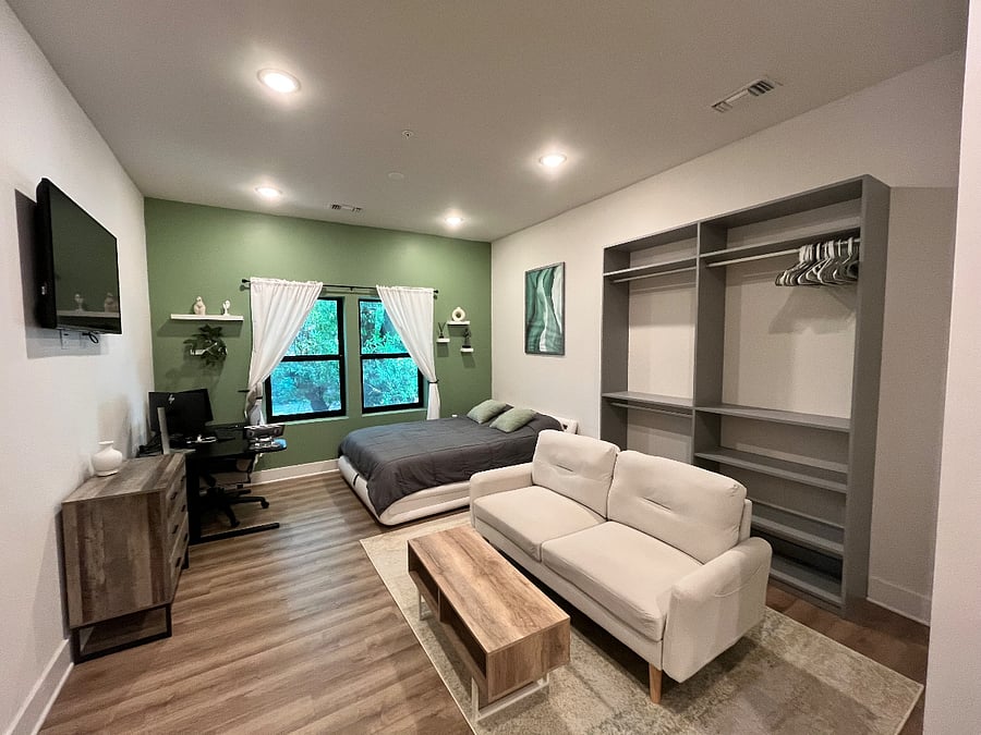 Furnished Finder property 592286_1 photo 3