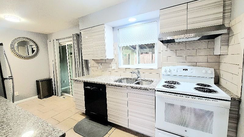 Private Main Floor MIL Kitchen