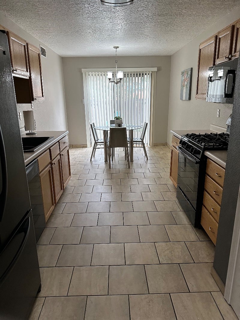 Furnished Finder property 592312_1 photo 12