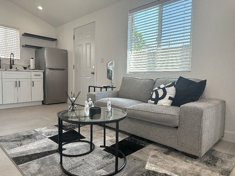 Furnished Finder property 592337_1 photo 13