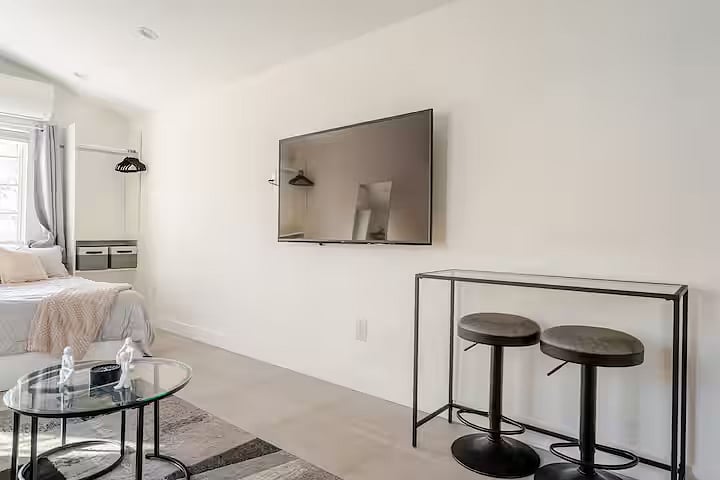 Furnished Finder property 592337_1 photo 3