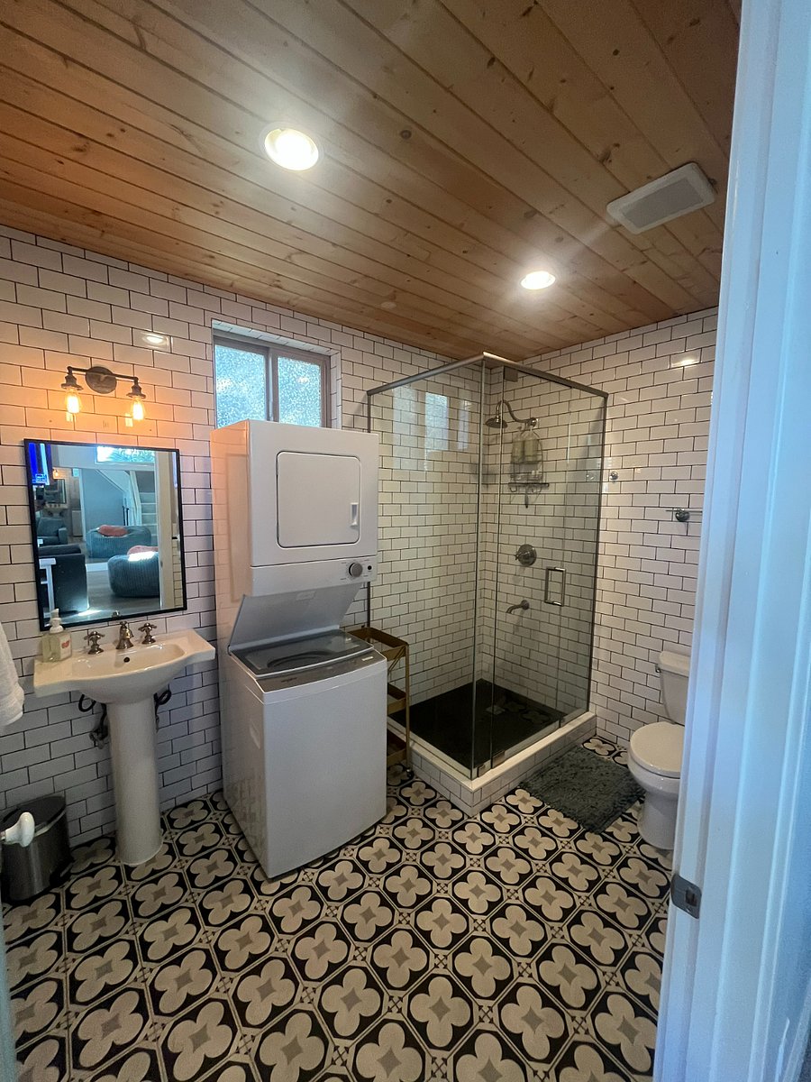 Furnished Finder property 592345_1 photo 4