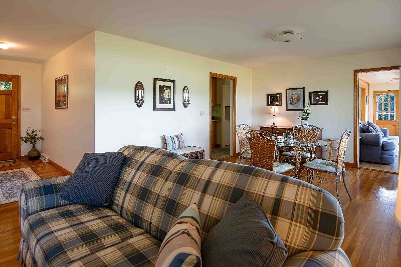Furnished Finder property 592381_1 photo 12