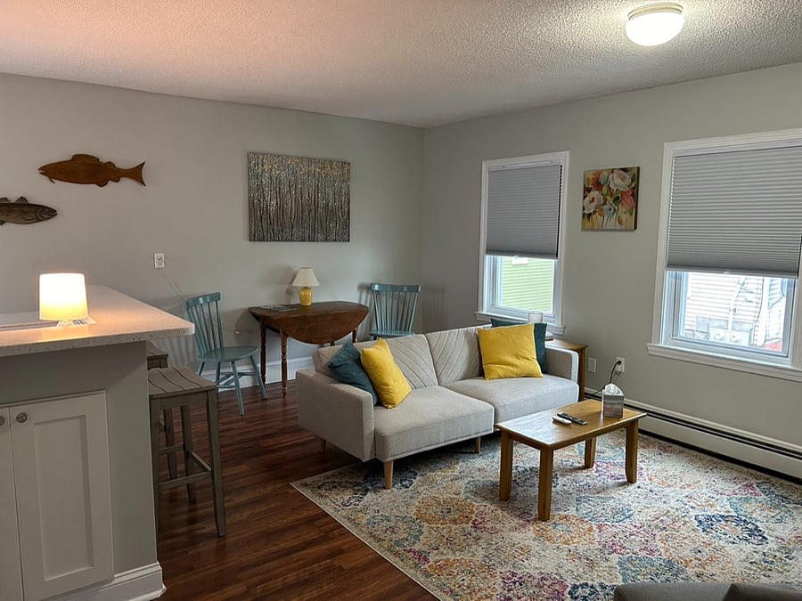 Furnished Finder property 592398_1 photo 1