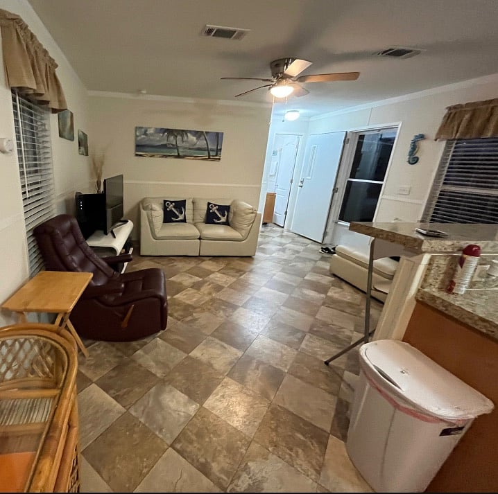 Furnished Finder property 592482_1 photo 11