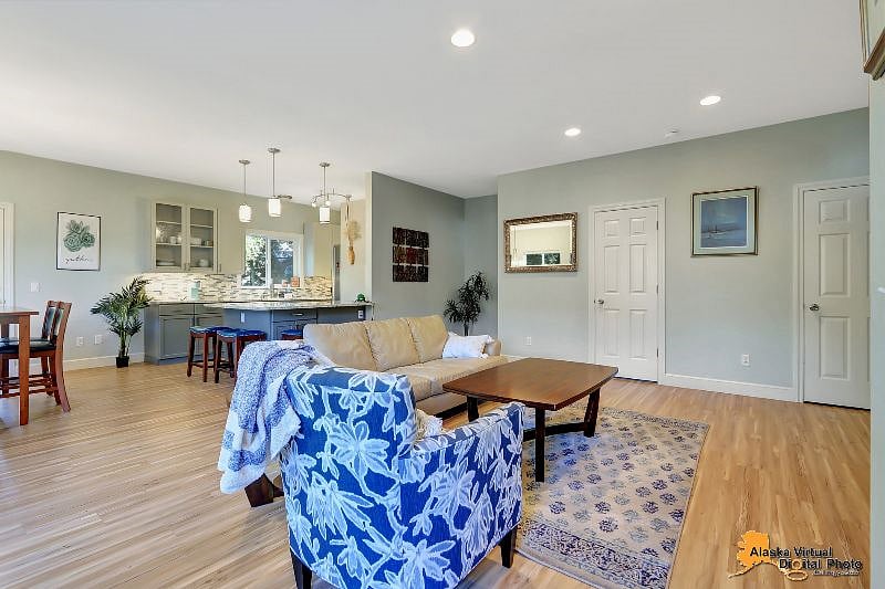 Furnished Finder property 592541_1 photo 3