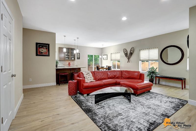 Furnished Finder property 592541_2 photo 3