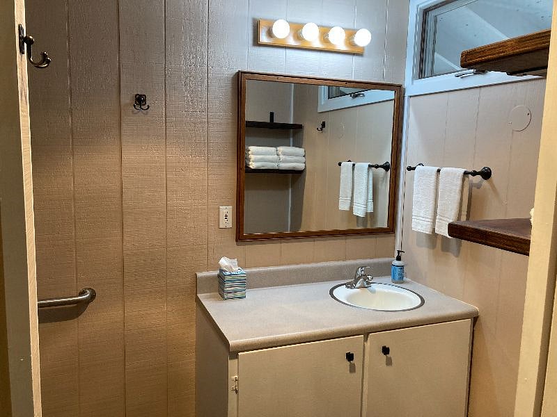 Furnished Finder property 592590_1 photo 10