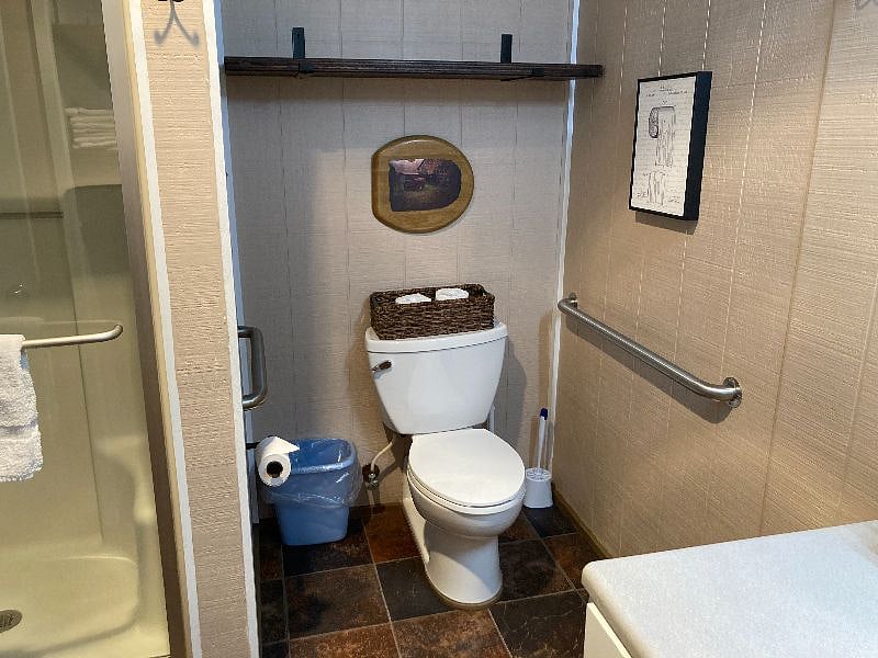 Furnished Finder property 592590_1 photo 11
