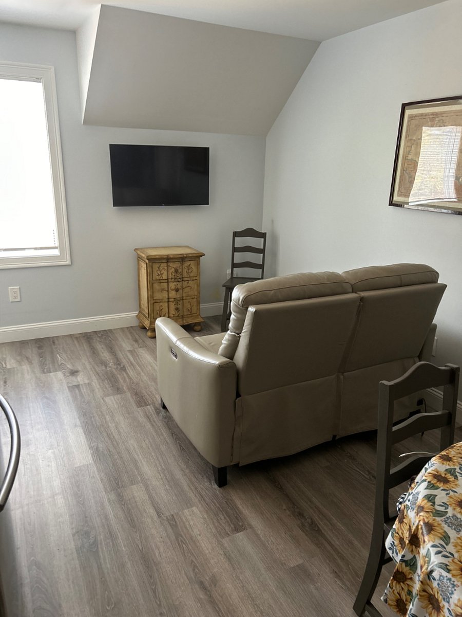 Furnished Finder property 592599_1 photo 13