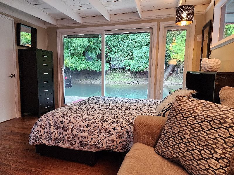Furnished Finder property 592607_1 photo 3