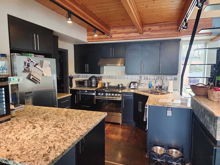 Furnished Finder property 592607_2 photo 14