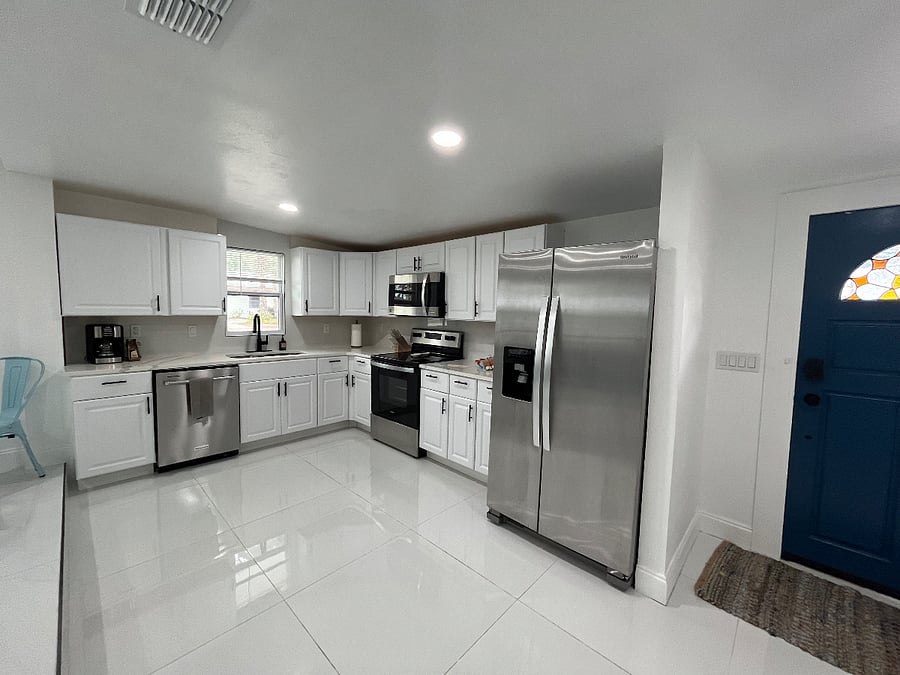 Furnished Finder property 592634_1 photo 3