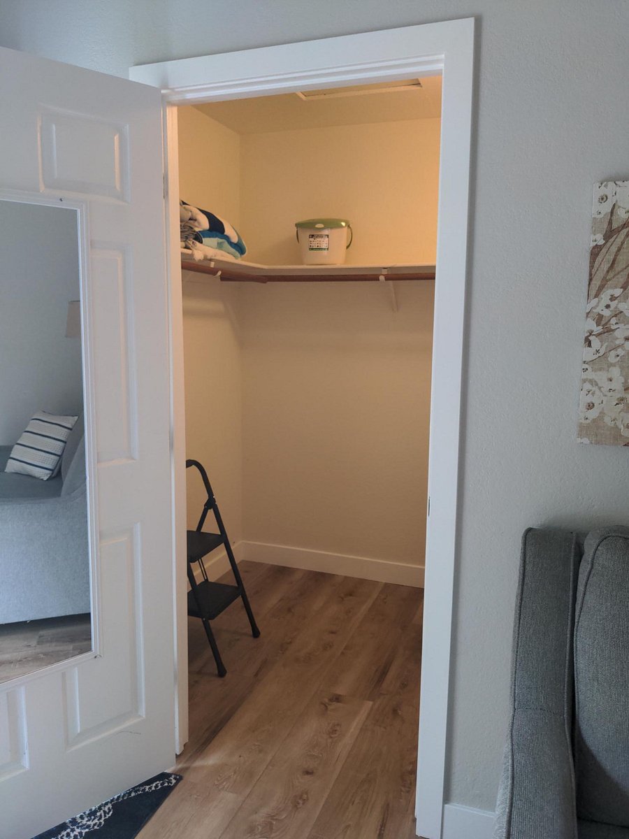 Furnished Finder property 592700_1 photo 16