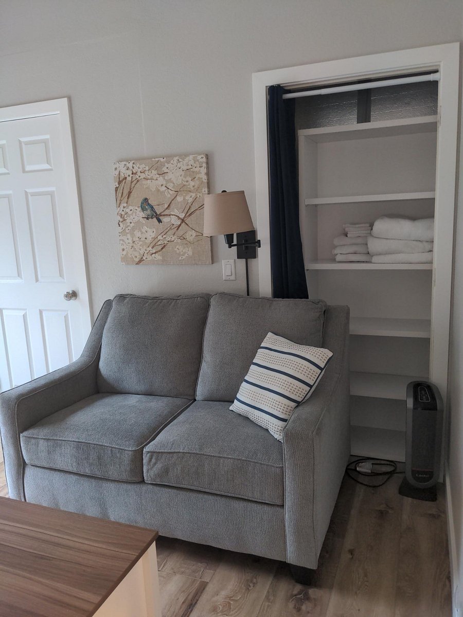 Furnished Finder property 592700_1 photo 19