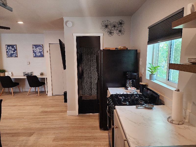 Furnished Finder property 592793_1 photo 6