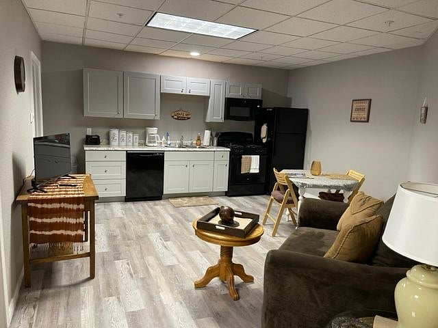 Furnished Finder property 592868_1 photo 3