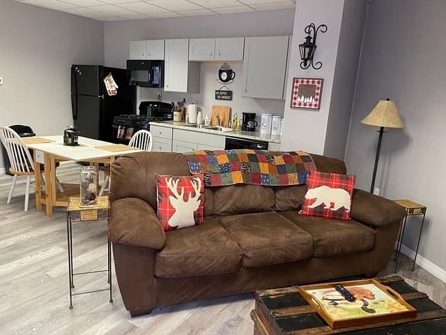 Furnished Finder property 592868_1 photo 1