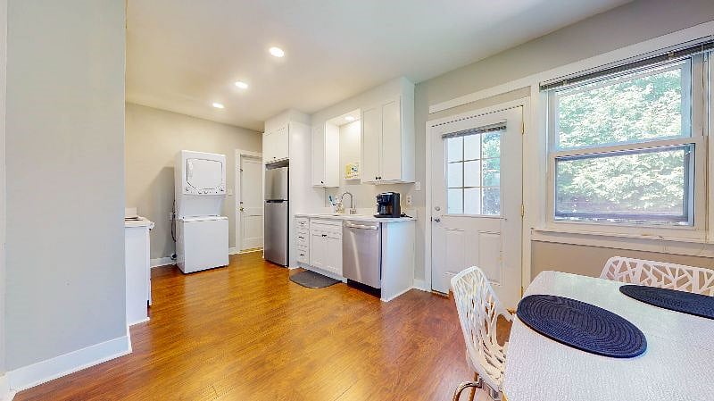 Furnished Finder property 592872_1 photo 3