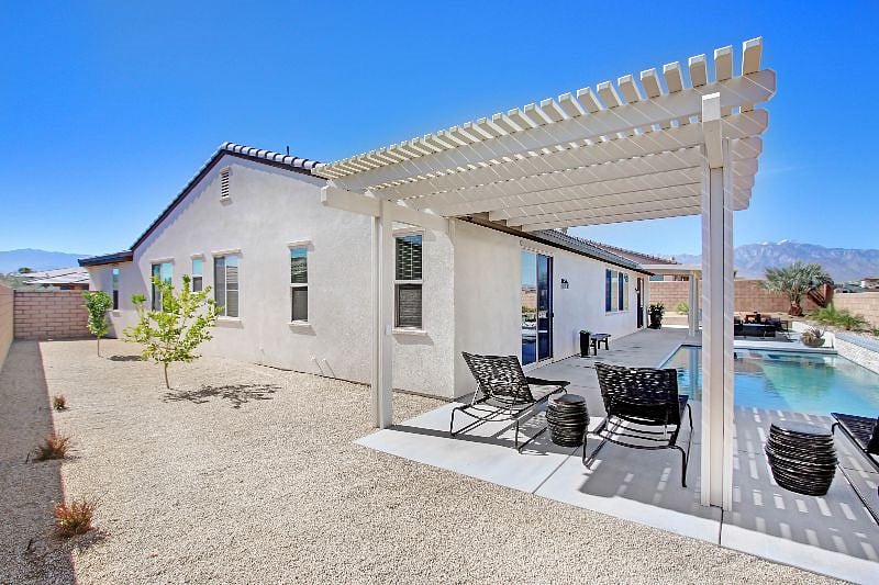 Furnished Finder property 592882_1 photo 21