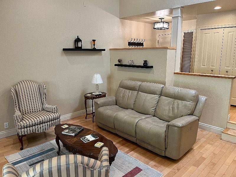 Furnished Finder property 592974_1 photo 3