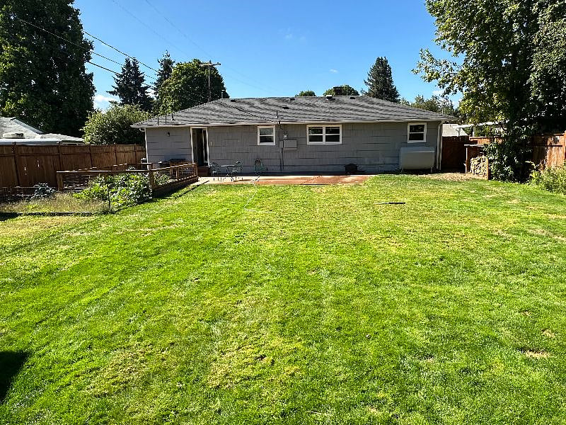 Full Back Yard View Facing House 