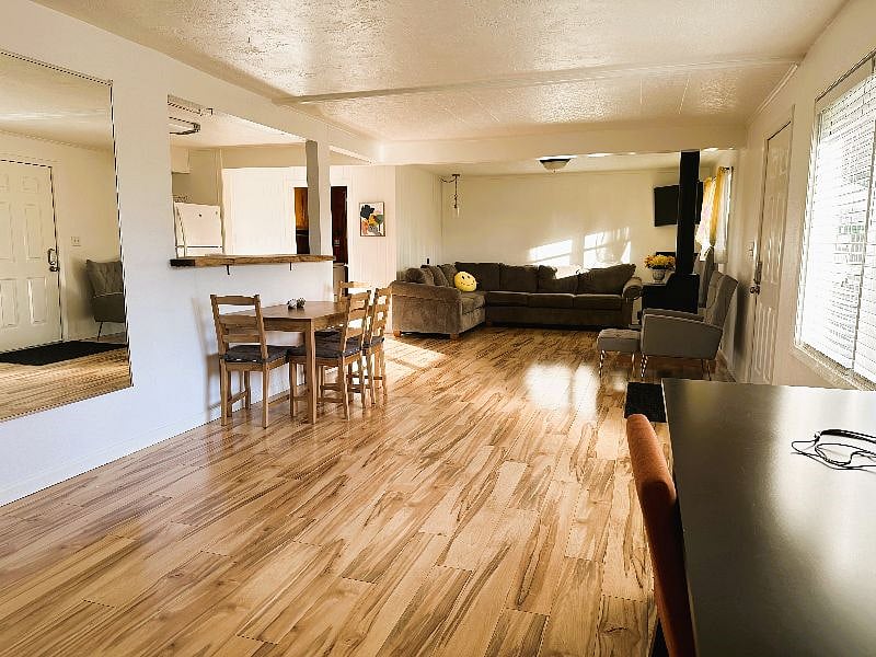 Furnished Finder property 592998_1 photo 4