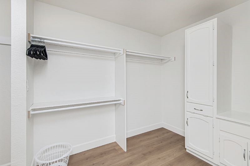 Bedroom 1 - Master Suite, Walk in Closet