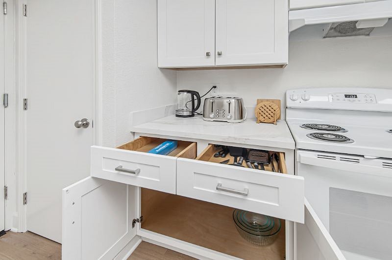 Fully stocked kitchen