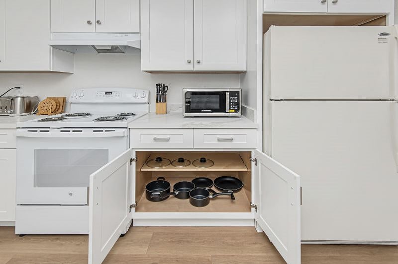 Fully stocked kitchen