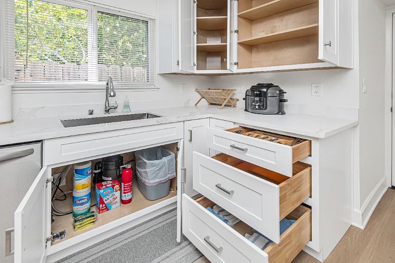 Fully stocked kitchen