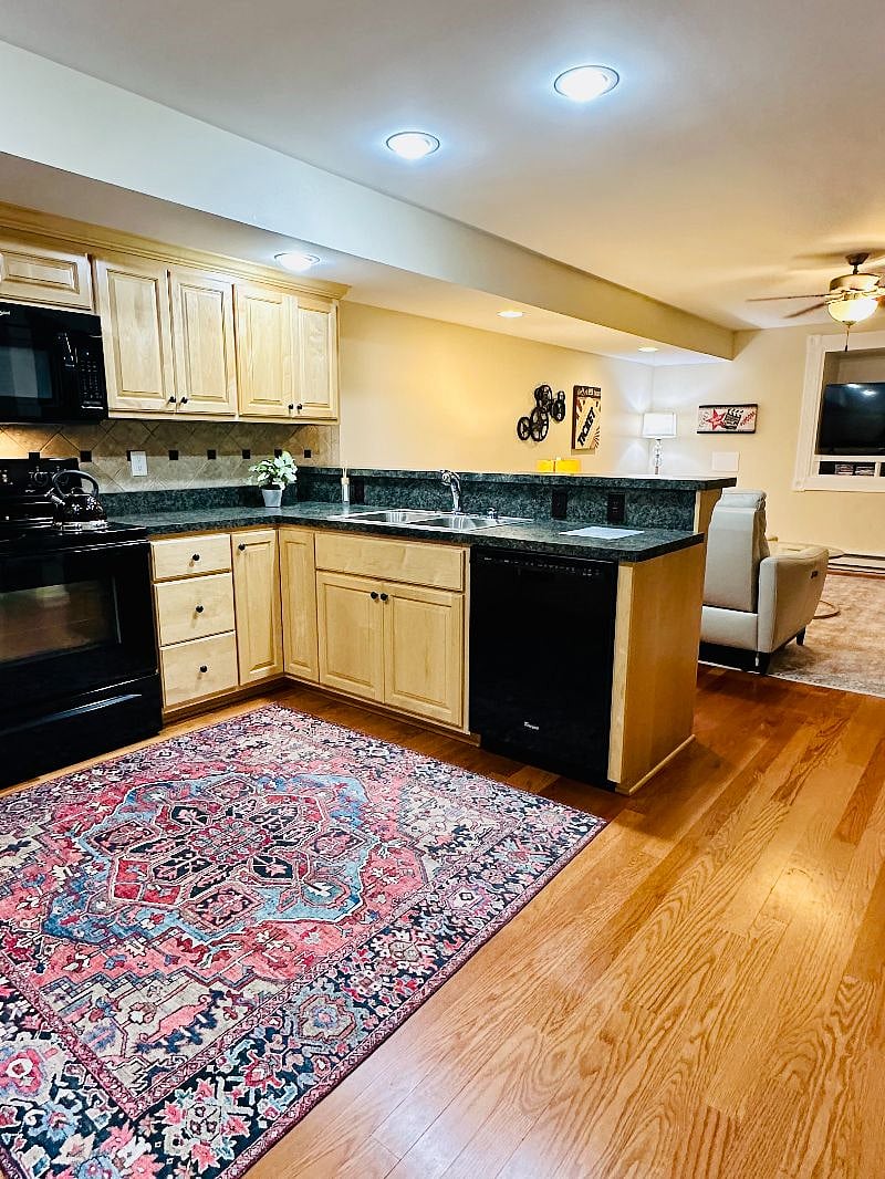 Furnished Finder property 593079_1 photo 11