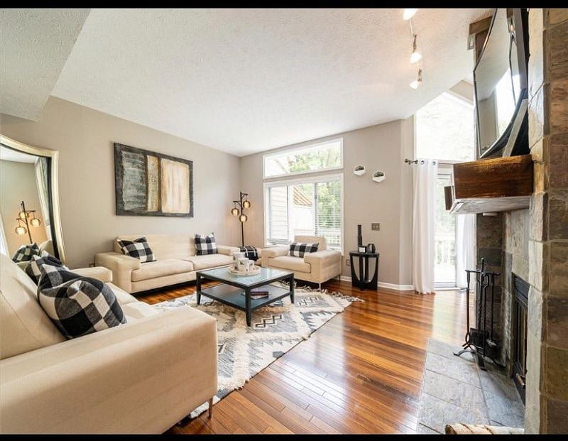 Furnished Finder property 593115_1 photo 3