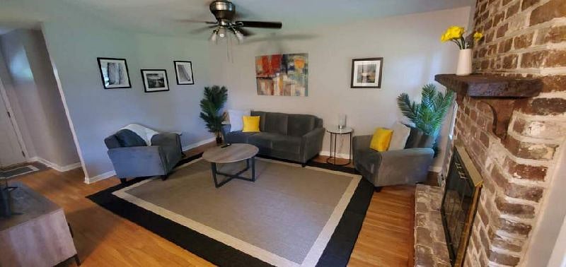 Furnished Finder property 593132_1 photo 3