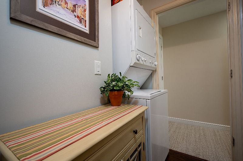 Furnished Finder property 593189_1 photo 3