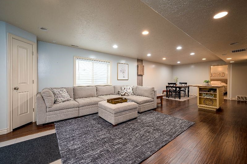 Furnished Finder property 593189_1 photo 4