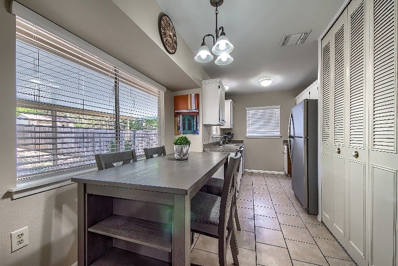 Furnished Finder property 593192_1 photo 6