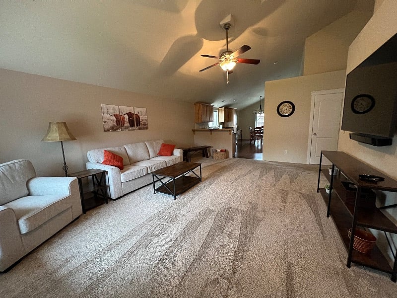 Furnished Finder property 593215_1 photo 3