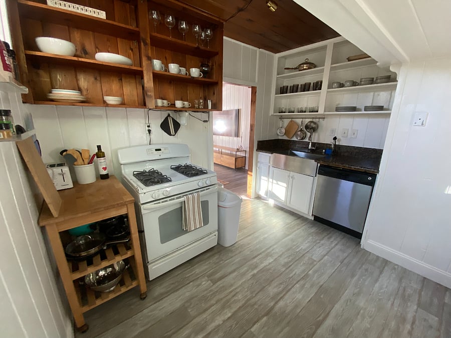Furnished Finder property 593226_2 photo 13