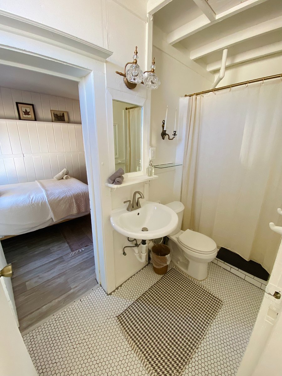 Furnished Finder property 593226_2 photo 25