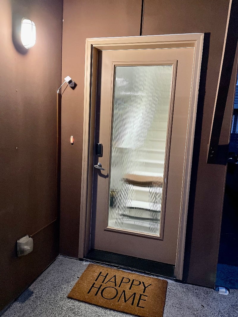 Our front door offers keyless access through a smart lock, providing you with a convenient and secure way to enter and exit the property.