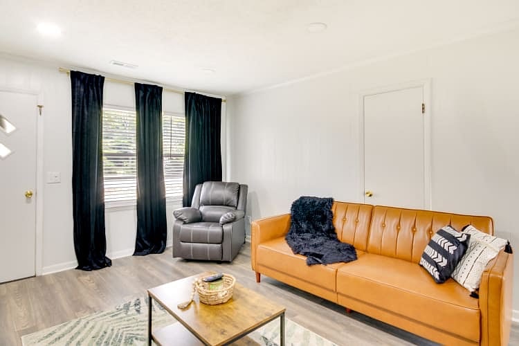 Furnished Finder property 593268_1 photo 9