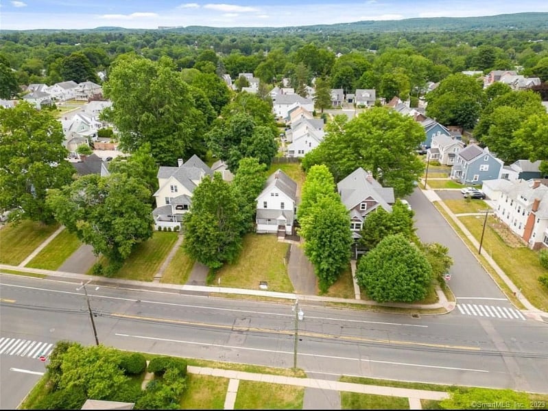 Furnished Finder property 593332_1 photo 14