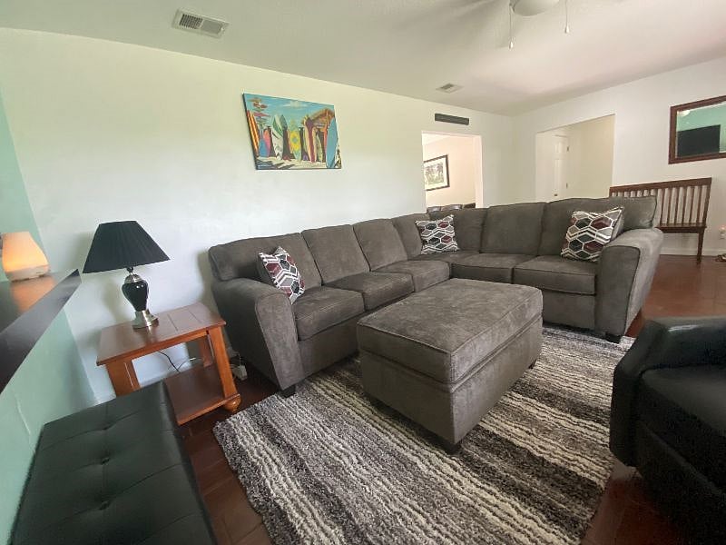 Furnished Finder property 593350_1 photo 18