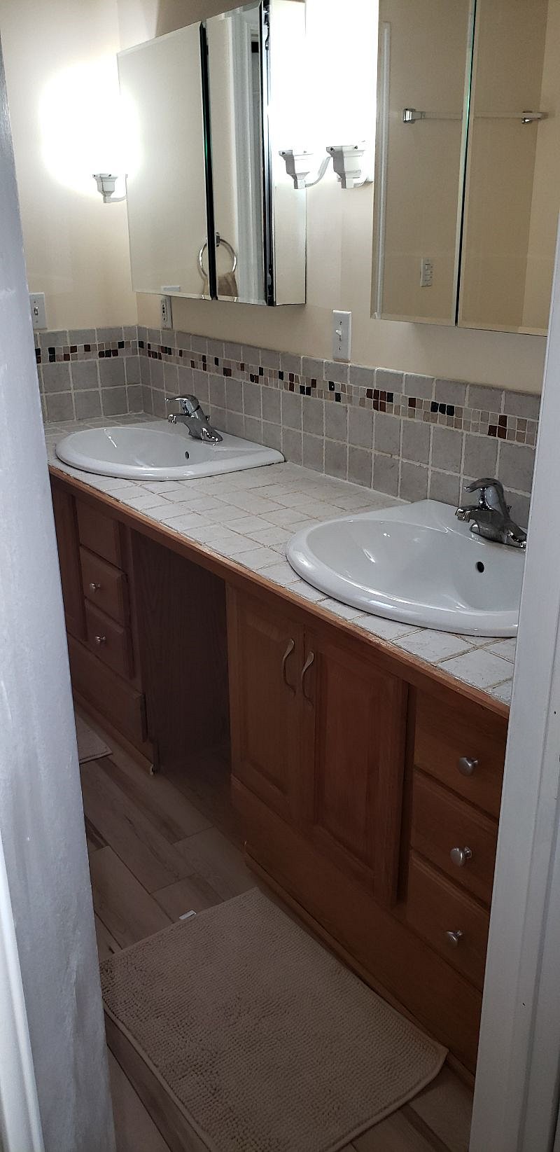 Furnished Finder property 593378_1 photo 22