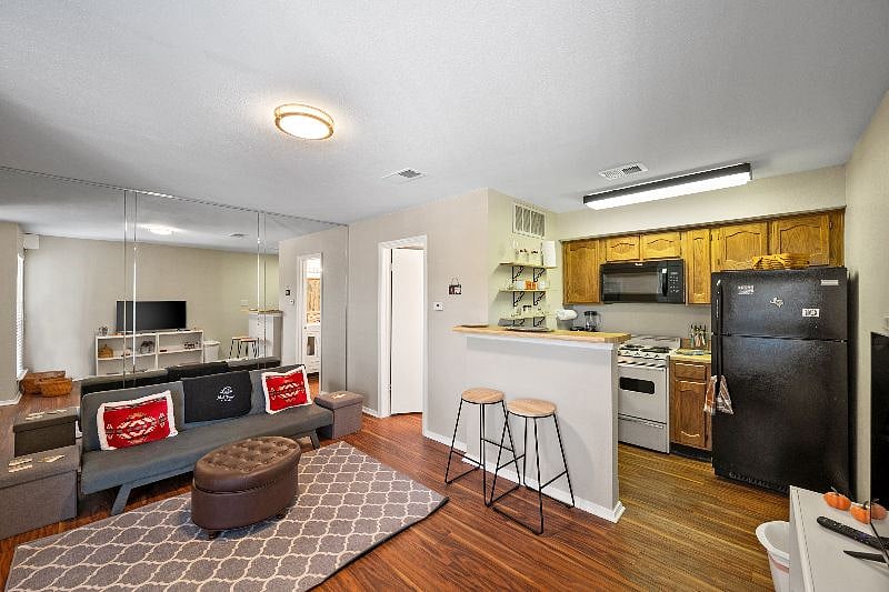 Furnished Finder property 593382_1 photo 5