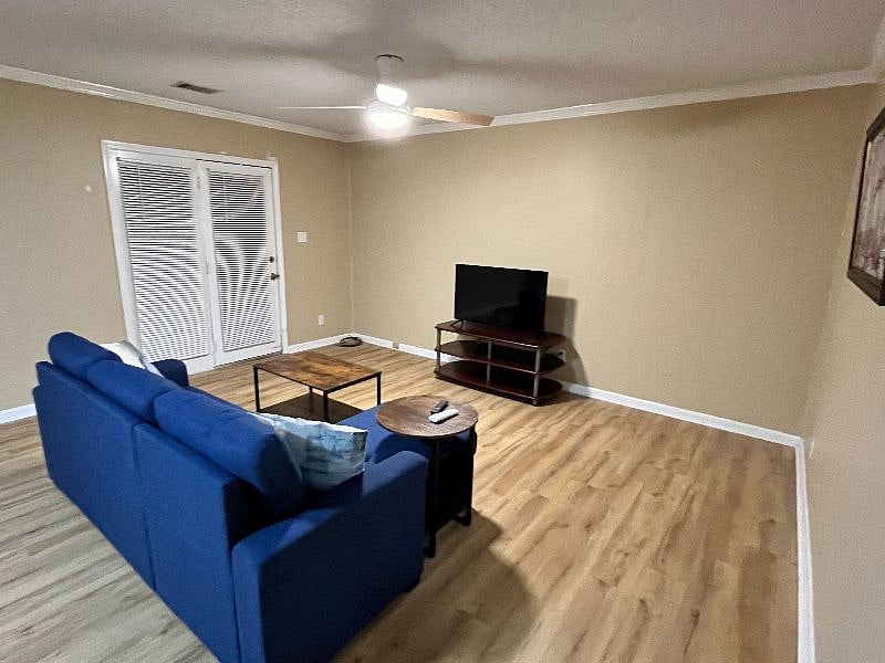 Furnished Finder property 593443_1 photo 3